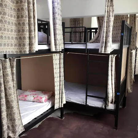 Hotel Sleep Box Cnx